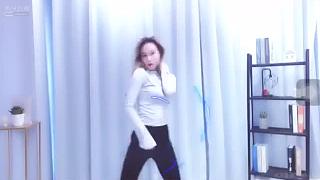 六感-KIKI 跳舞