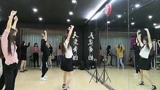 青岛地区本土品牌 天资舞蹈 专注成人舞蹈培训