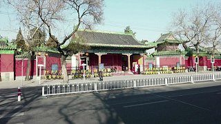 探访北京神秘院落，里面供奉的都是大人物，关羽只能在一个角落！