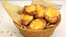 丹麦酥（上）：冠以国名的甜酥面包来啦，先上个黄桃酥